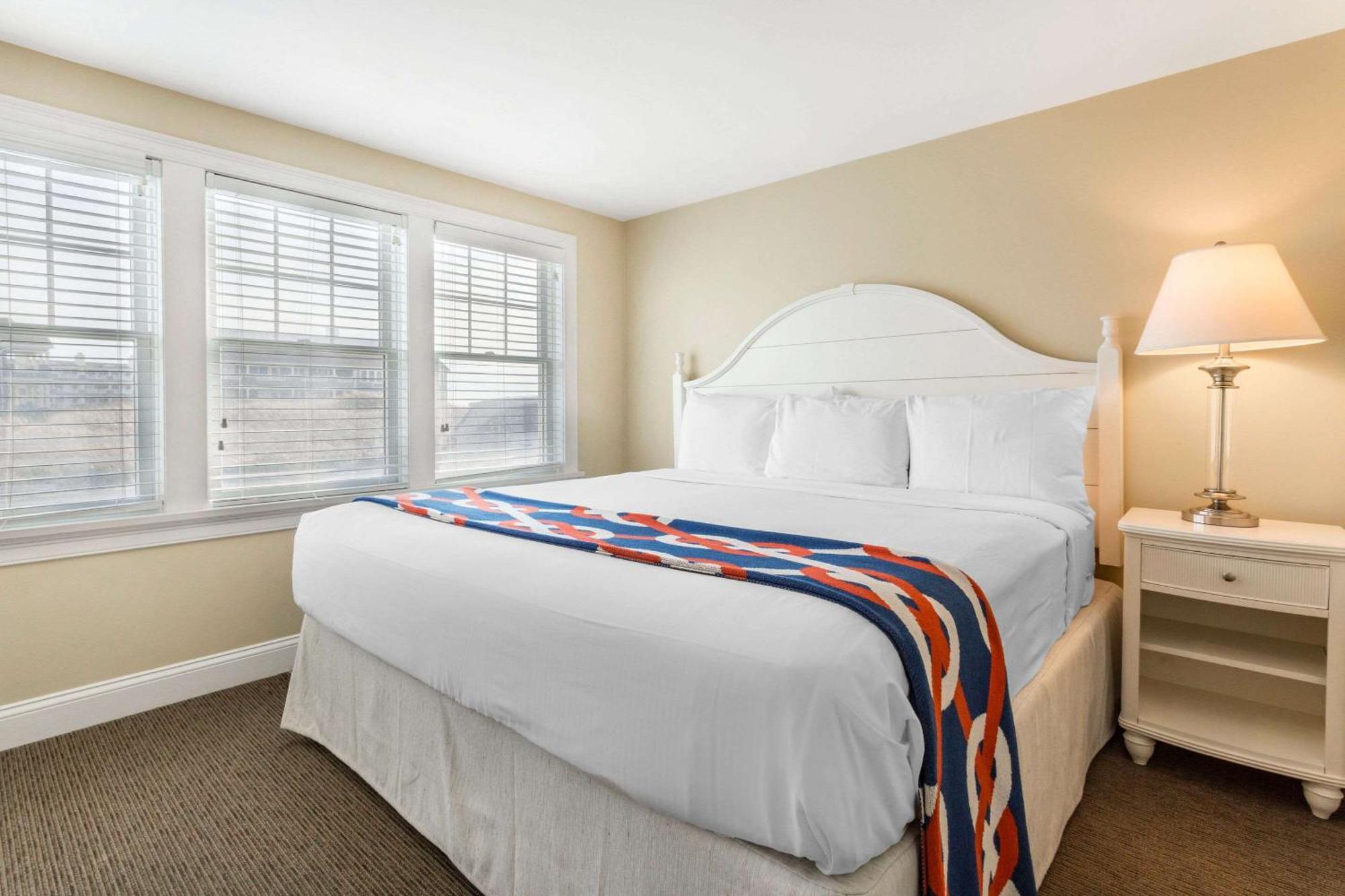 Bluegreen Vacations The Breakers, An Ascend Resort Dennisport Exterior photo